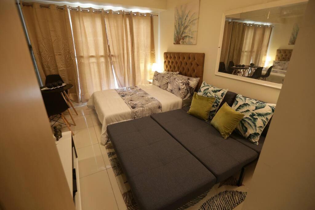 טגאיטאי A2J Executive Studio Suite Near Skyranch & Malls Tagaytay מראה חיצוני תמונה